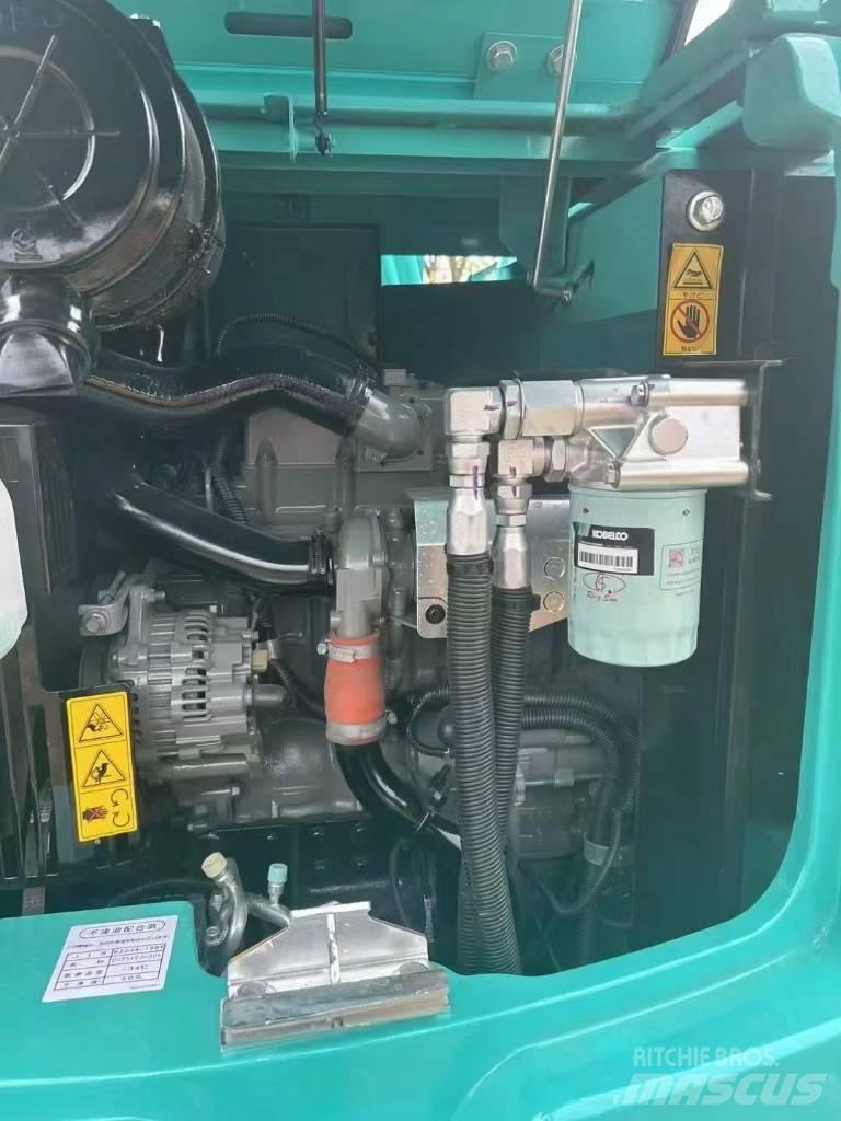 Kobelco SK 75 중형굴삭기 7톤-28톤