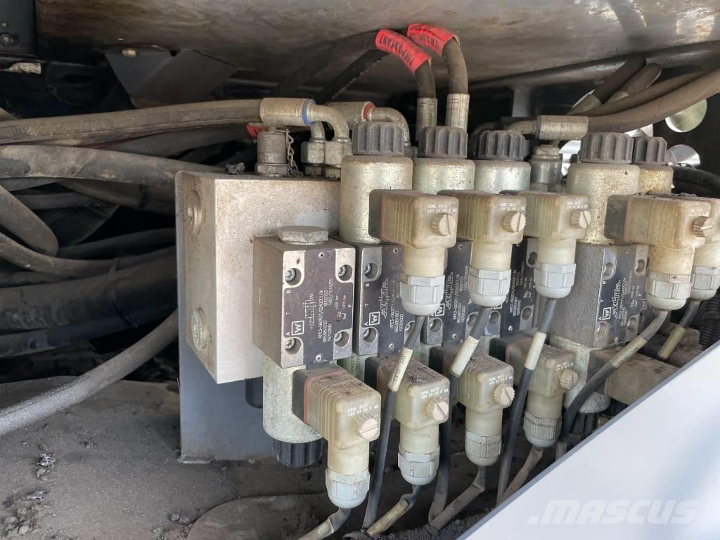 Vögele SUPER 1803-3I 아스팔트 포장장비