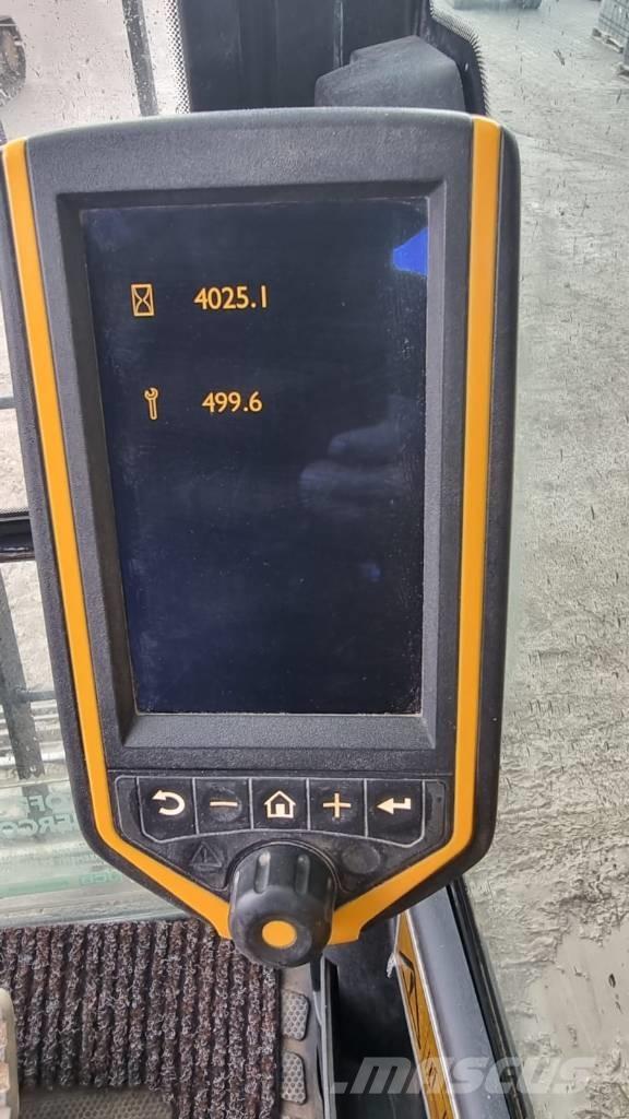 JCB JS 370 LC 대형 굴삭기 29톤 이상