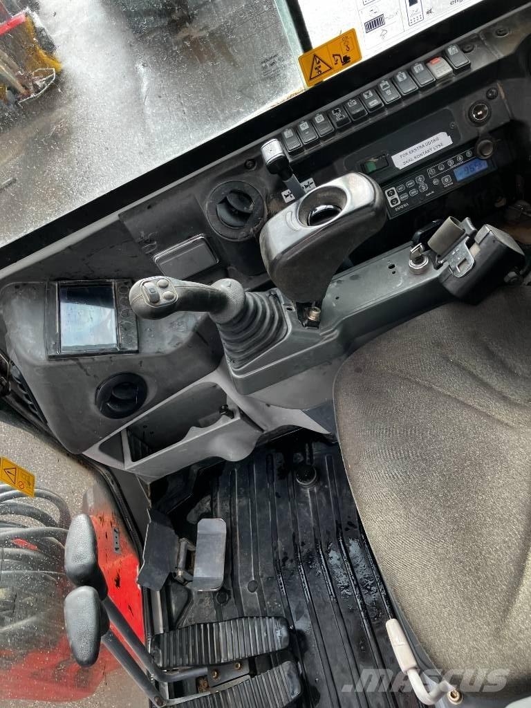 Takeuchi TB 230 소형 굴삭기 7톤 미만