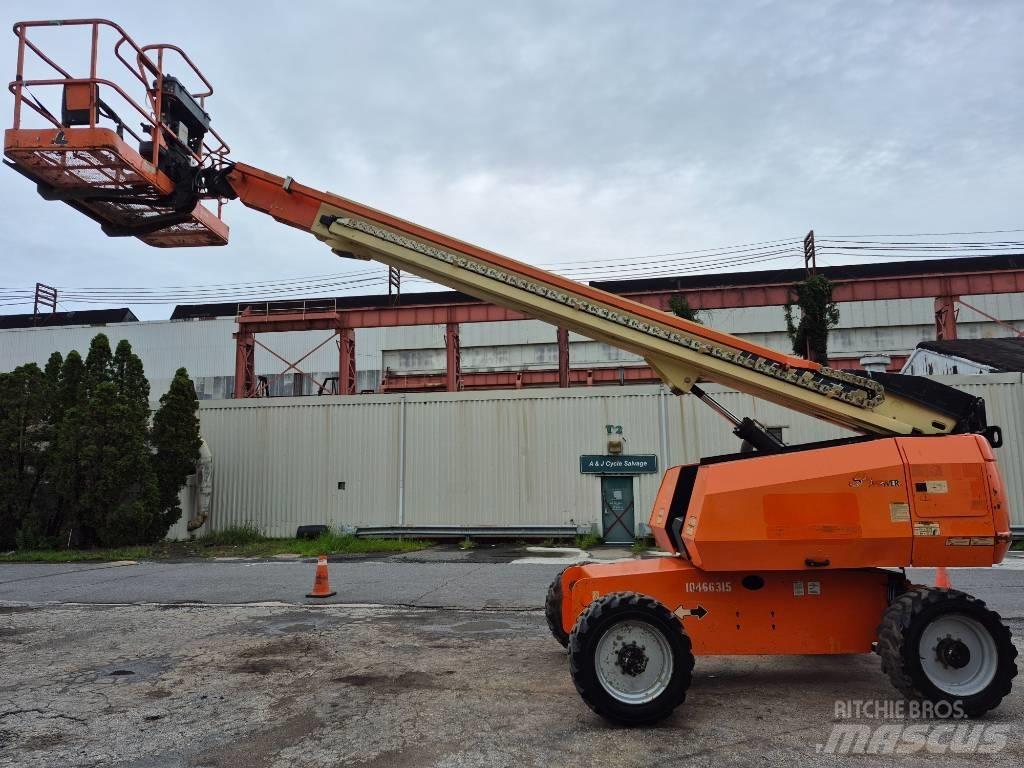 JLG 600 S 견인식 전동이동 리프트