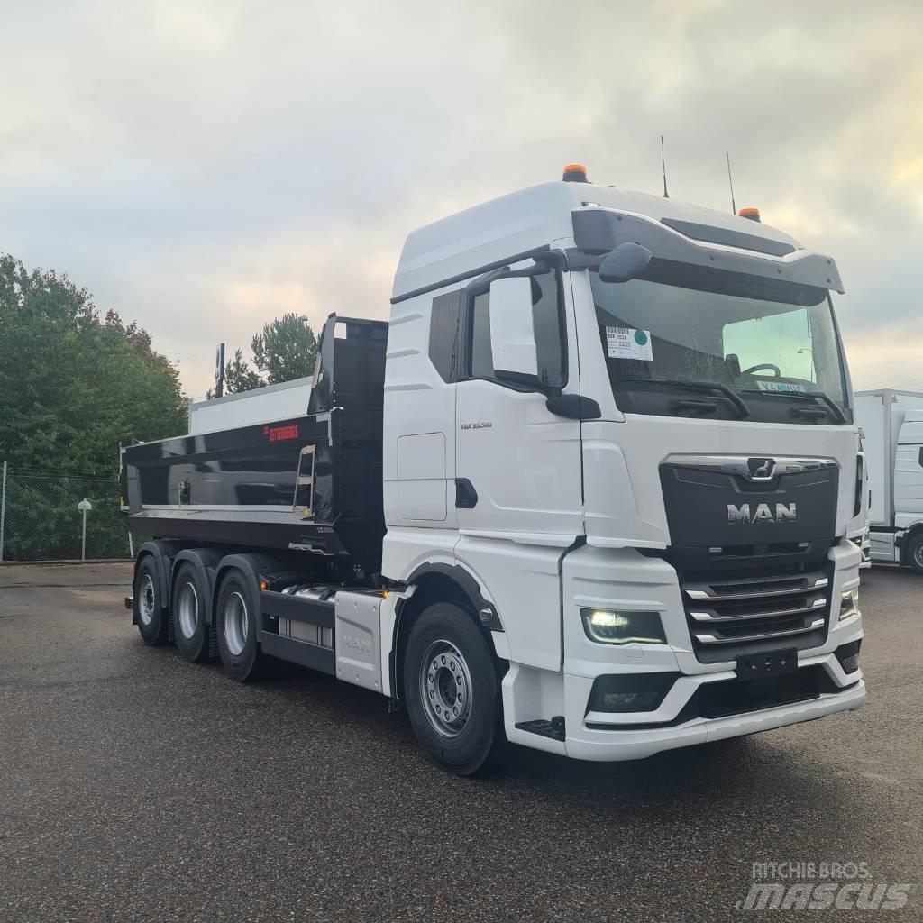 MAN TGX 35.510 8x4-4 덤프 트럭