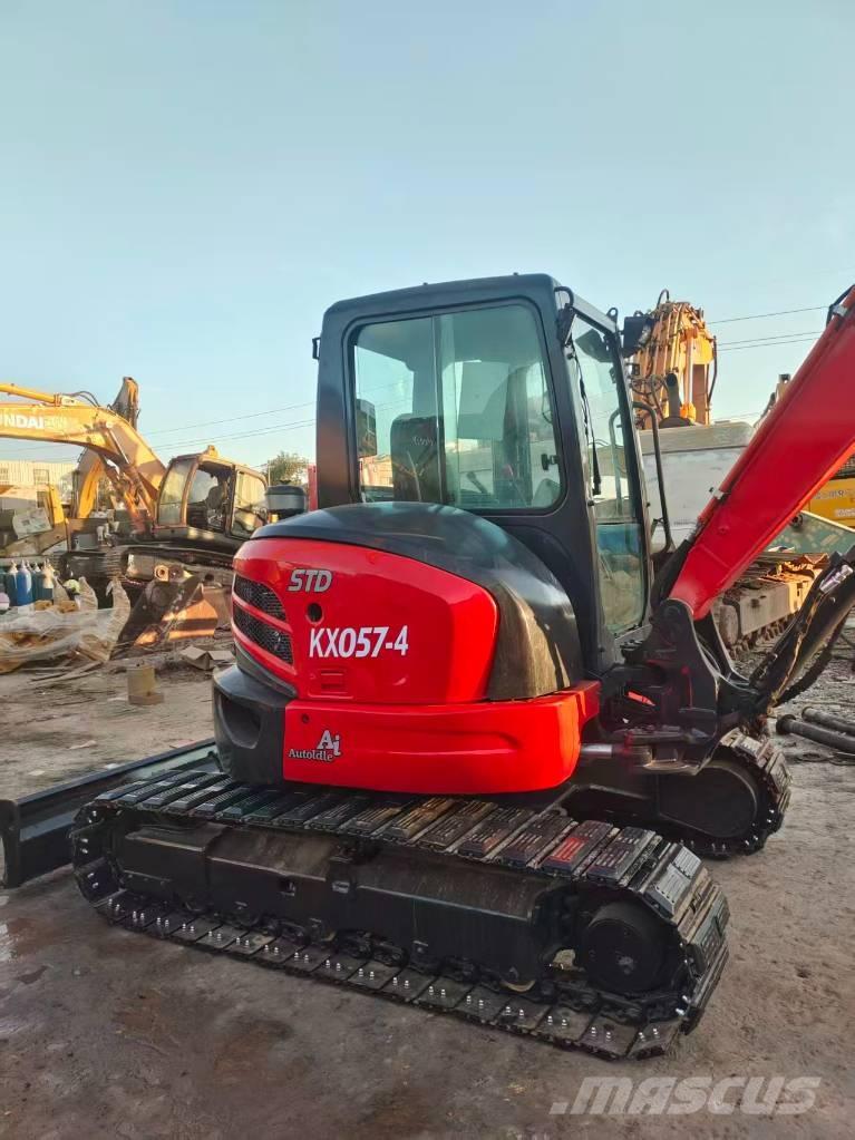 Kubota KX 057-4 소형 굴삭기 7톤 미만