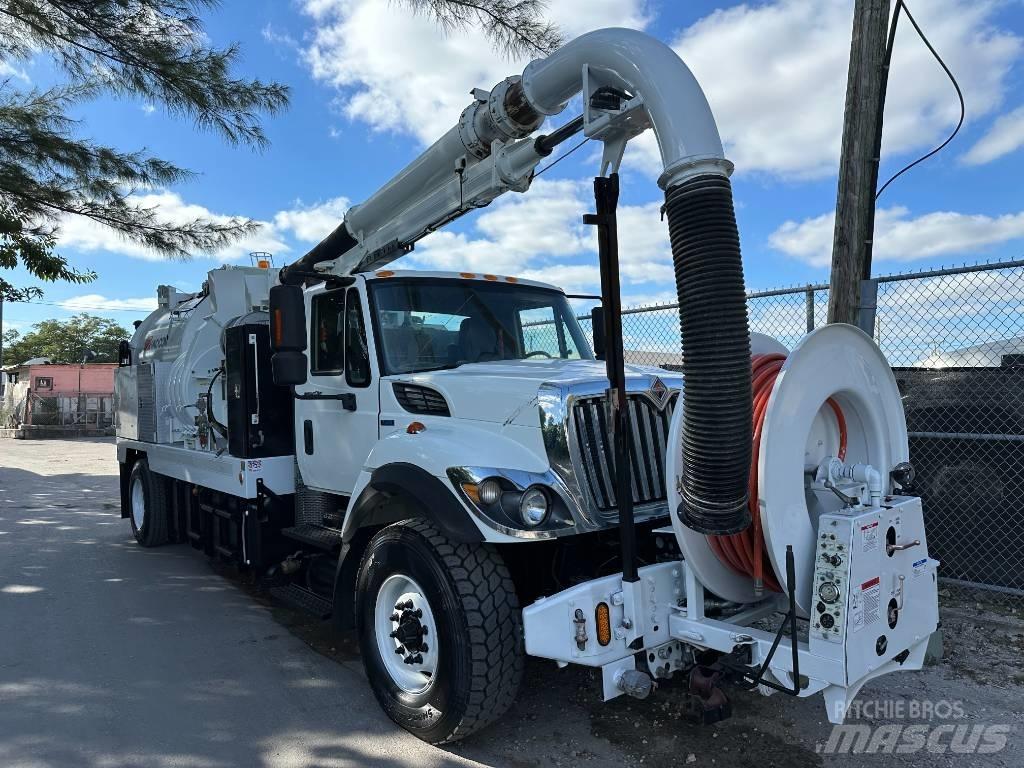 International 7400 콤비/진공 트럭