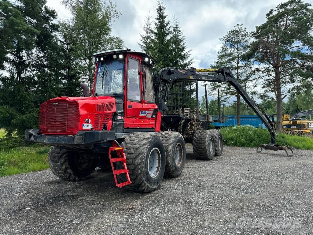 Komatsu 895 원목 포워더