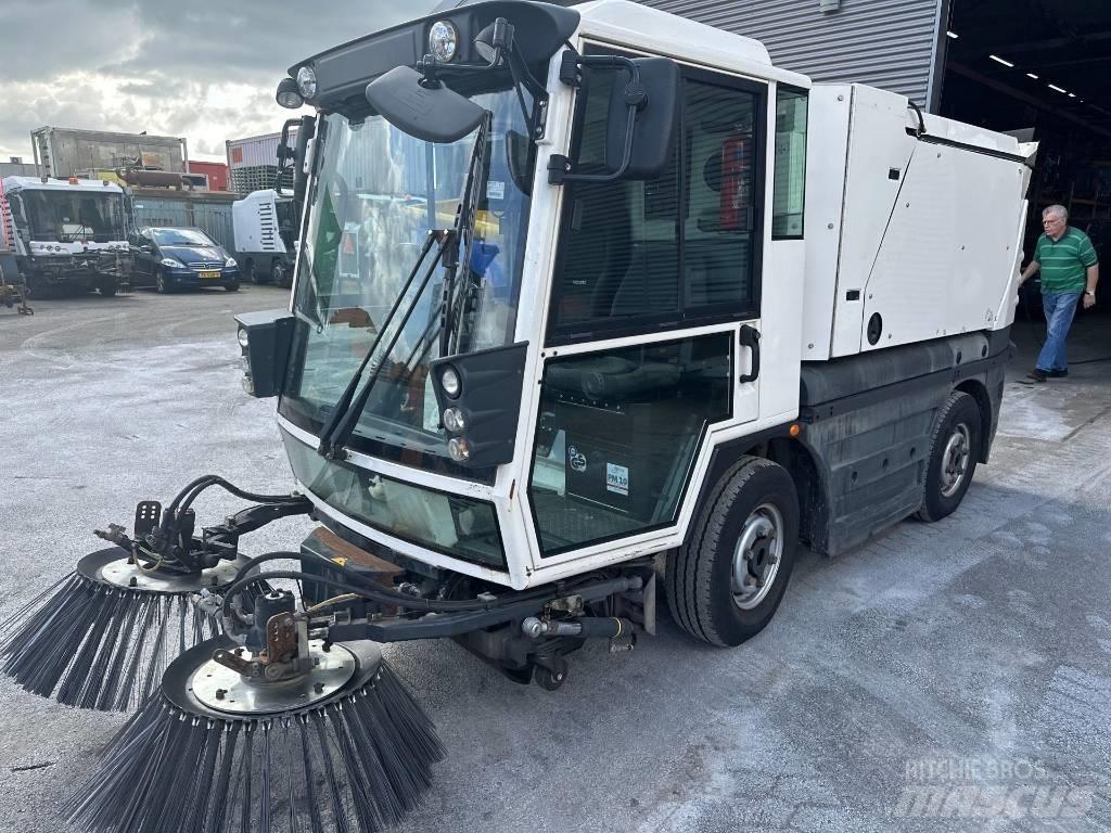 Schmidt Swingo 200 도로 청소차