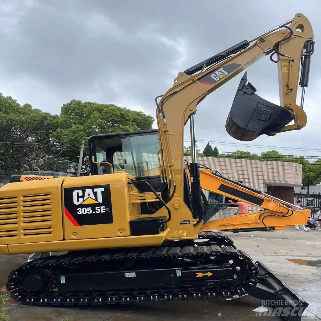 CAT 305.5 E2 소형 굴삭기 7톤 미만