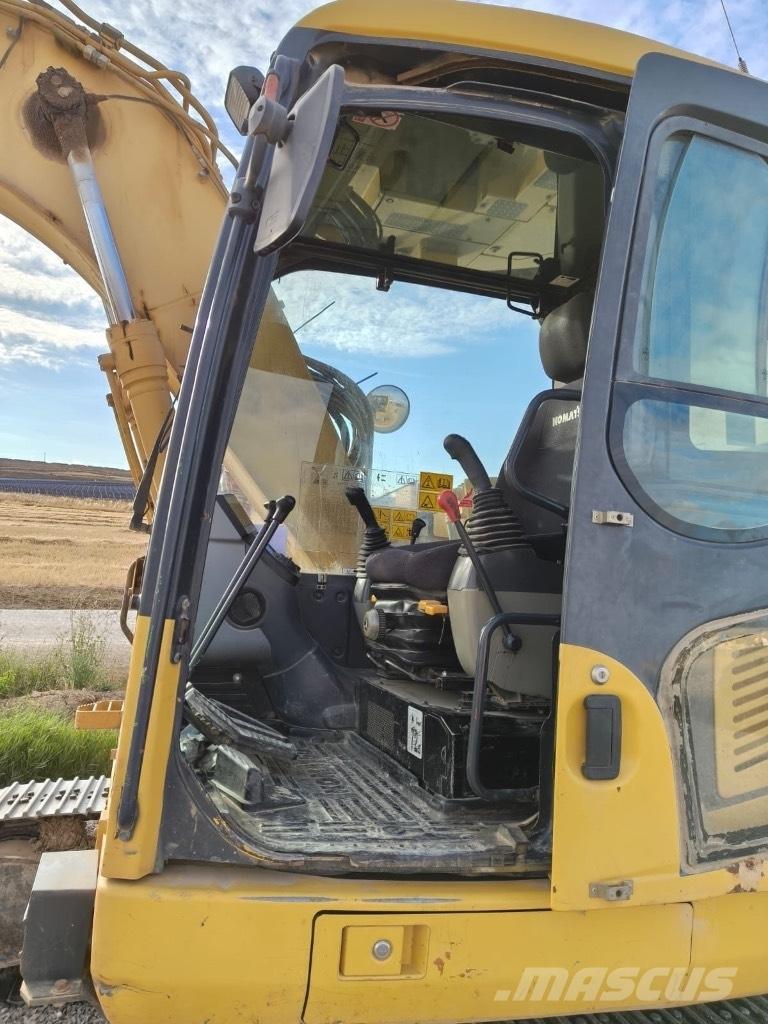 Komatsu PC 138 US-8 대형 굴삭기 29톤 이상