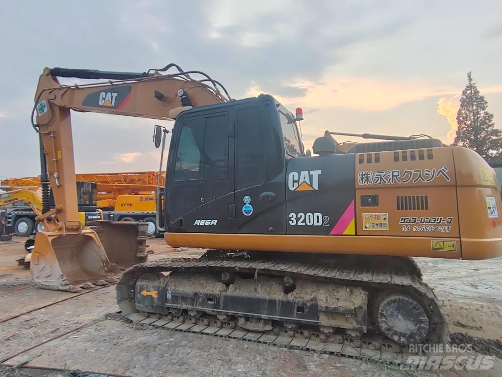 CAT CAT 320D2 대형 굴삭기 29톤 이상