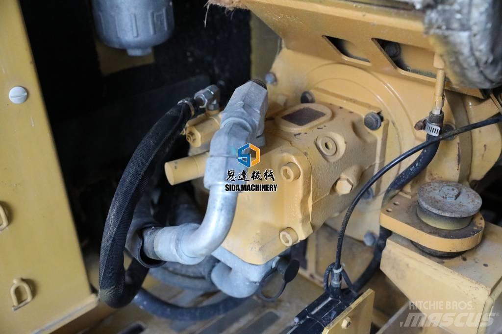 CAT 305.5E2 소형 굴삭기 7톤 미만