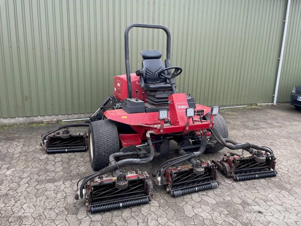 Toro Reelmaster6700D 페어웨이 잔디깎기
