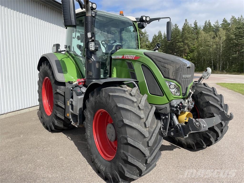 Fendt 724 Profi Plus 트랙터