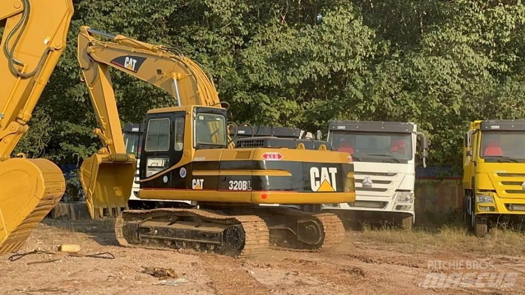 CAT 320 B 대형 굴삭기 29톤 이상