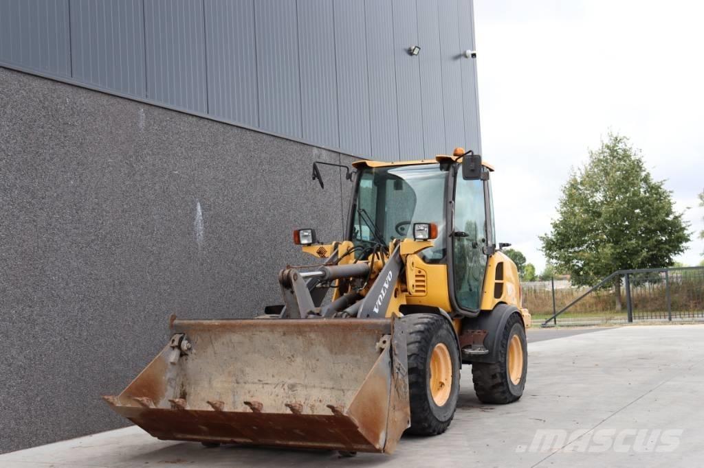 Volvo L25F-Z  휠로우더
