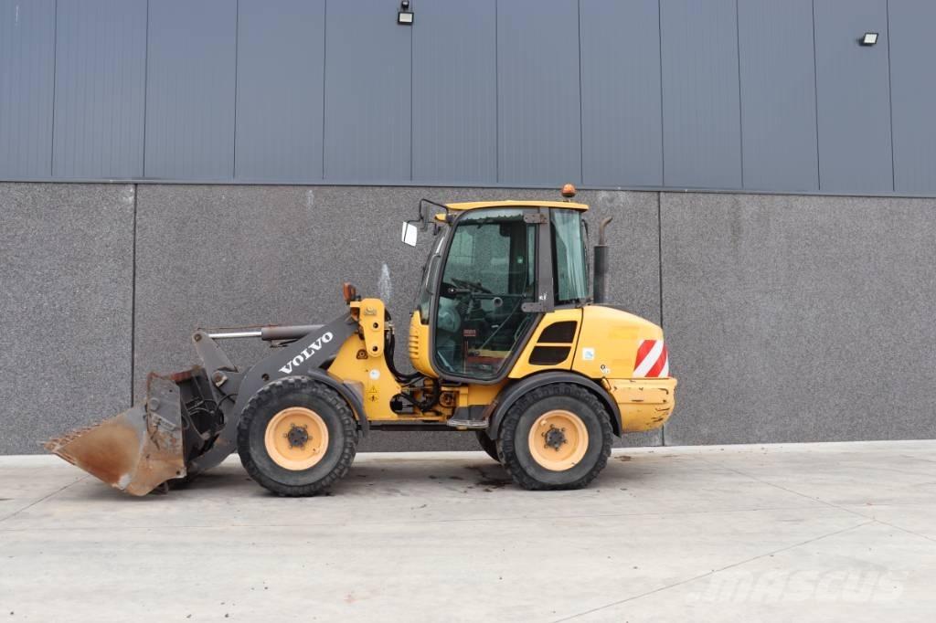 Volvo L25F-Z  휠로우더