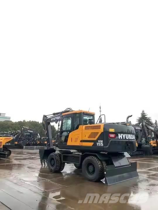 Hyundai HW 155 대형 굴삭기 29톤 이상