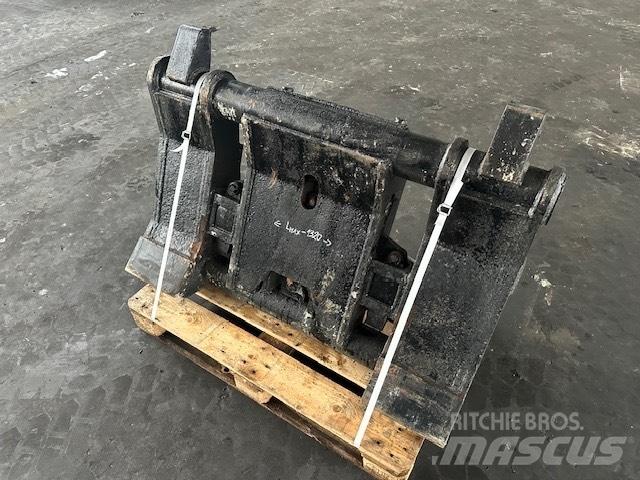 CAT 966 SZYBKOZŁACZE 버켓