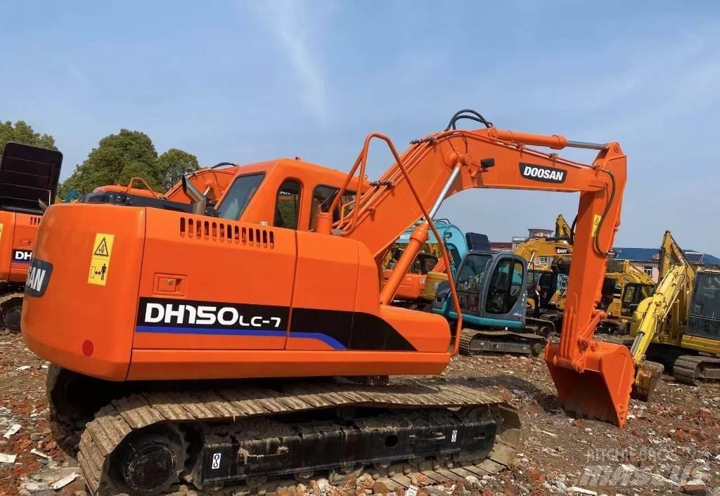 Doosan 150 대형 굴삭기 29톤 이상