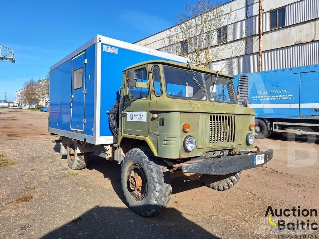 Gaz 66 탑차 트럭
