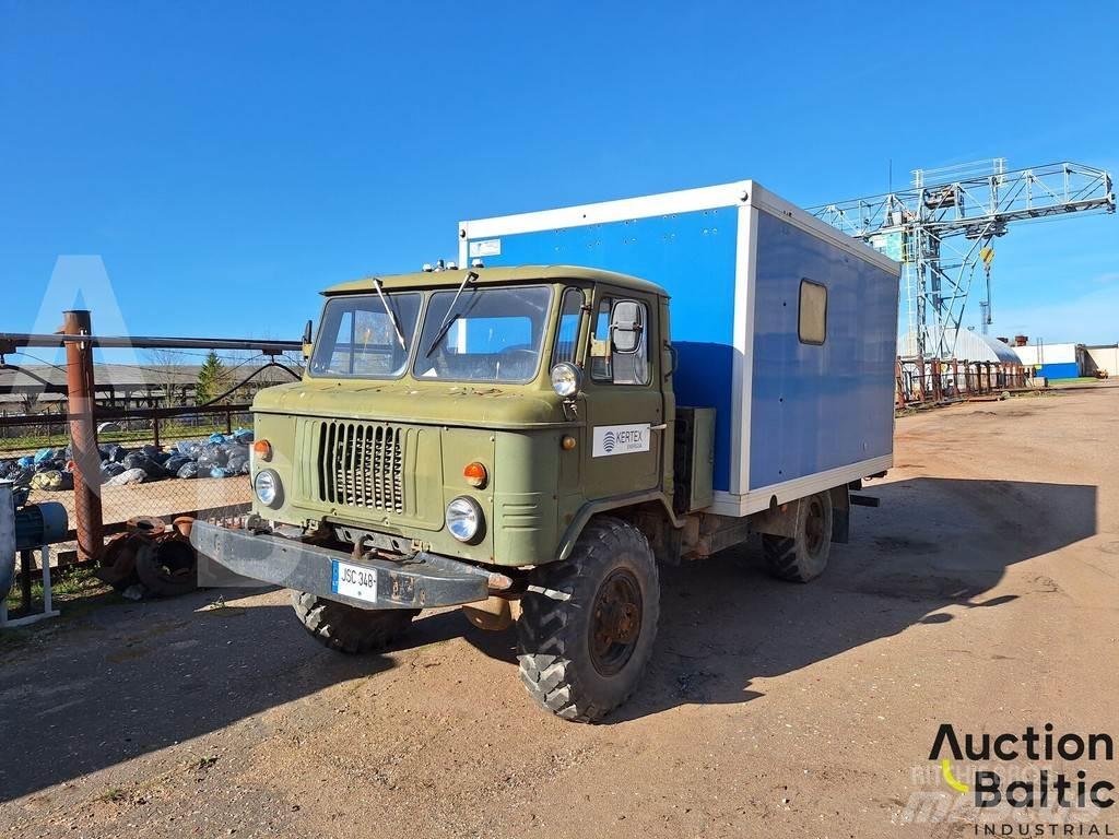 Gaz 66 탑차 트럭