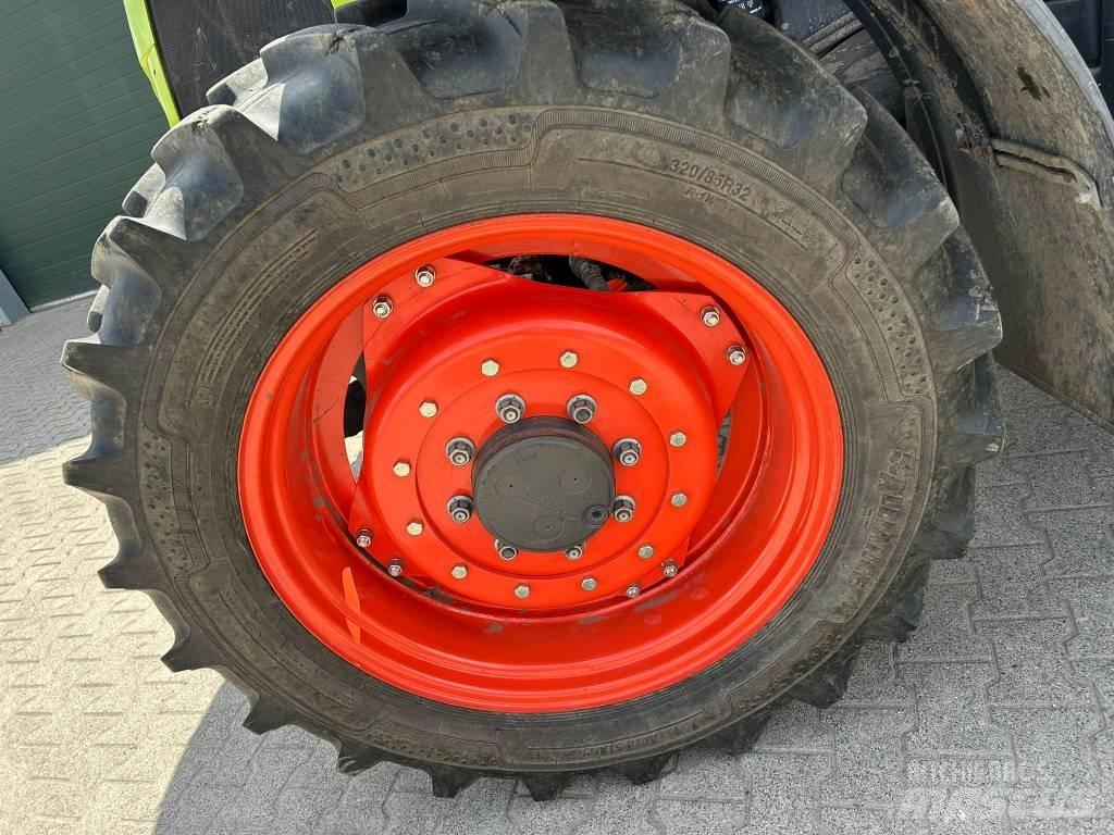 CLAAS Arion 410 트랙터