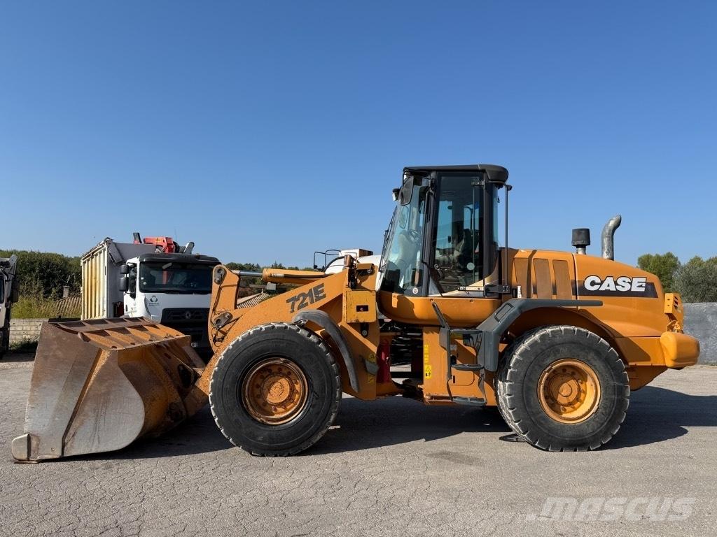 CASE 721 E  휠로우더