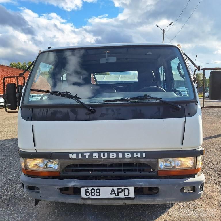 Mitsubishi Canter 크레인 트럭