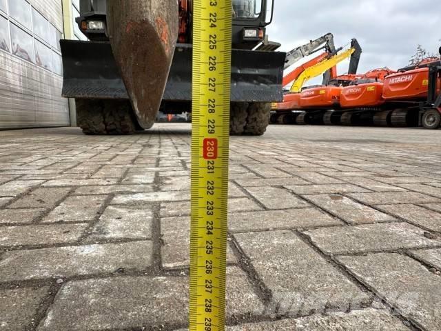 Tabe 1300 브레이커