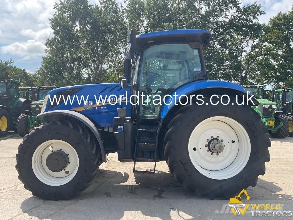 New Holland T 7.245 트랙터