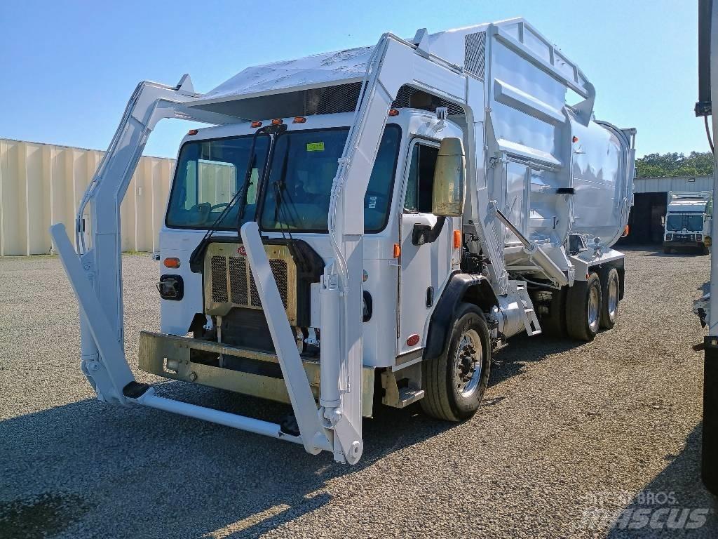 Peterbilt 520 폐기물 수거 트럭