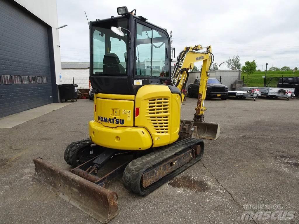 Komatsu PC35MR-5 소형 굴삭기 7톤 미만