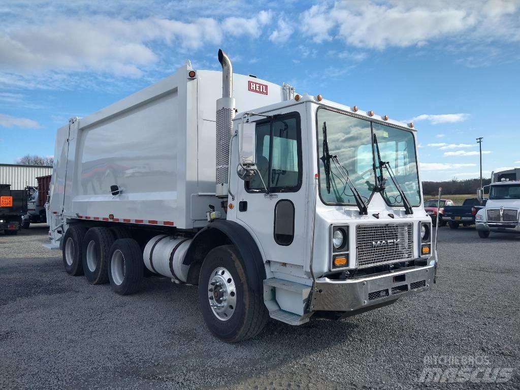 Mack MR 폐기물 수거 트럭