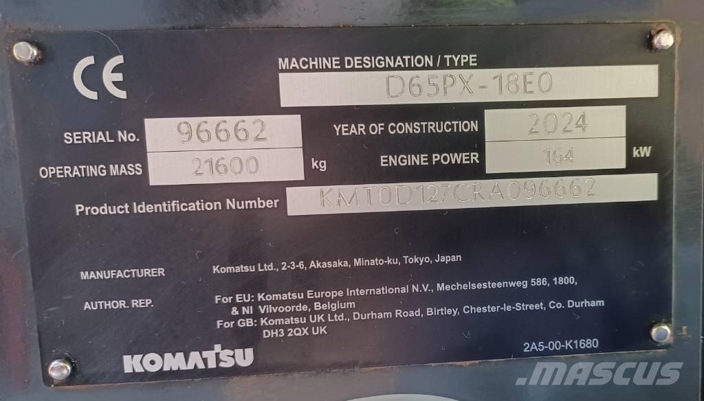Komatsu D65PX-18E0 크롤러 도저