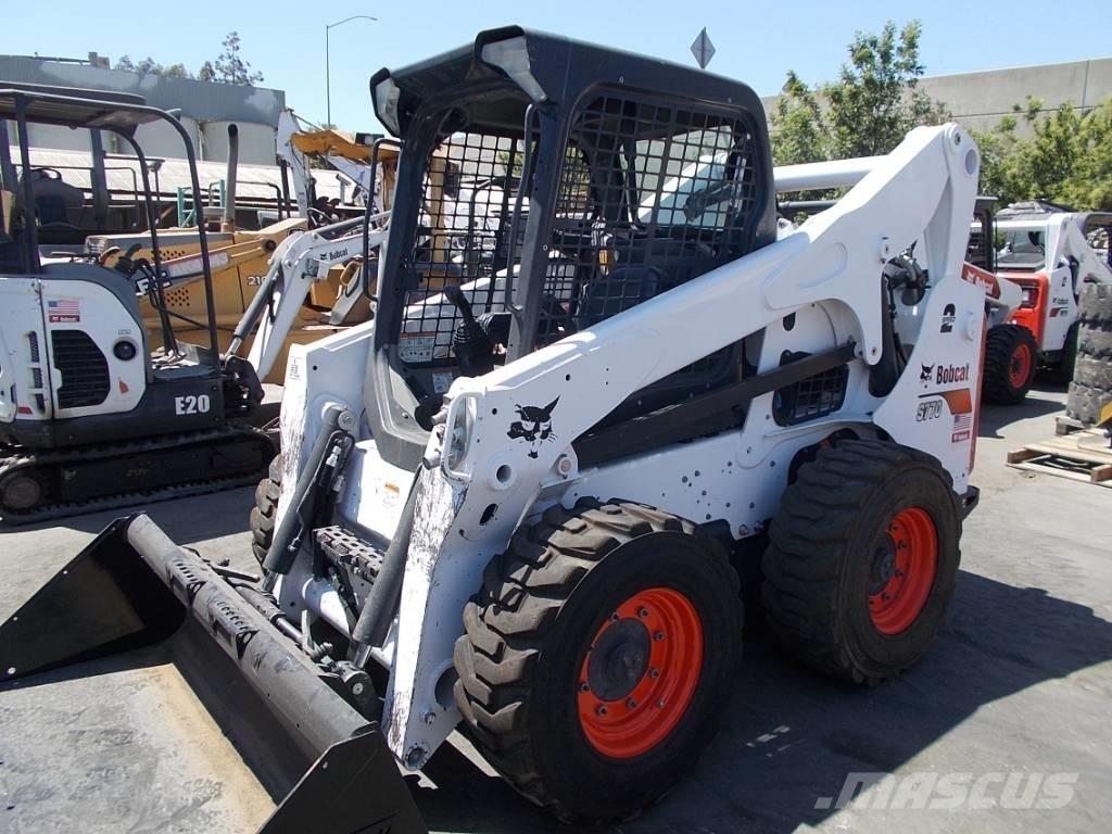 Bobcat S770  스키드로더
