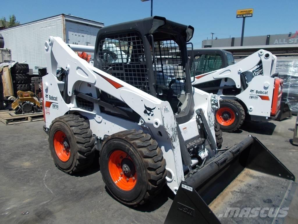 Bobcat S770  스키드로더