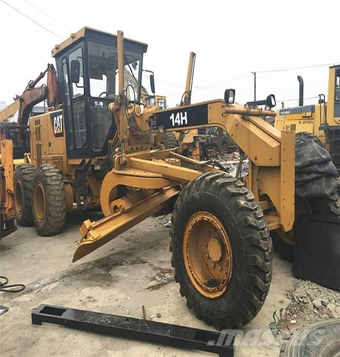 CAT 14 H II 그레이더
