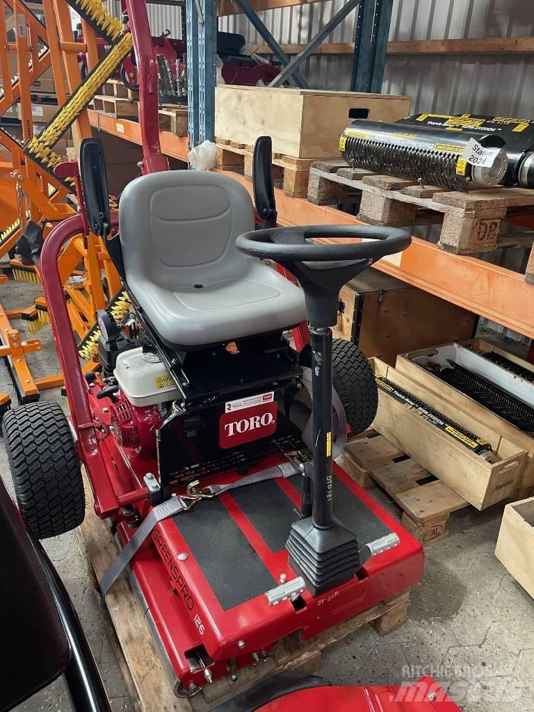 Toro GreenPro 1260 조경용 그린롤러