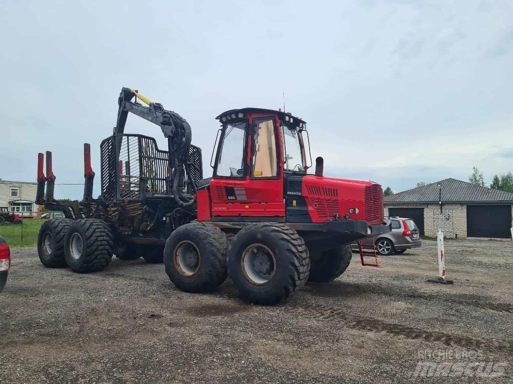 Komatsu 895 원목 포워더