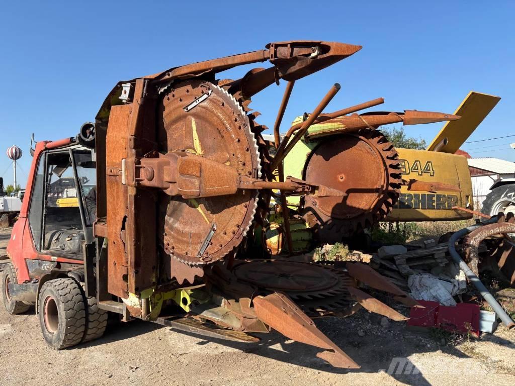 CLAAS RU 450 자동 초지기계