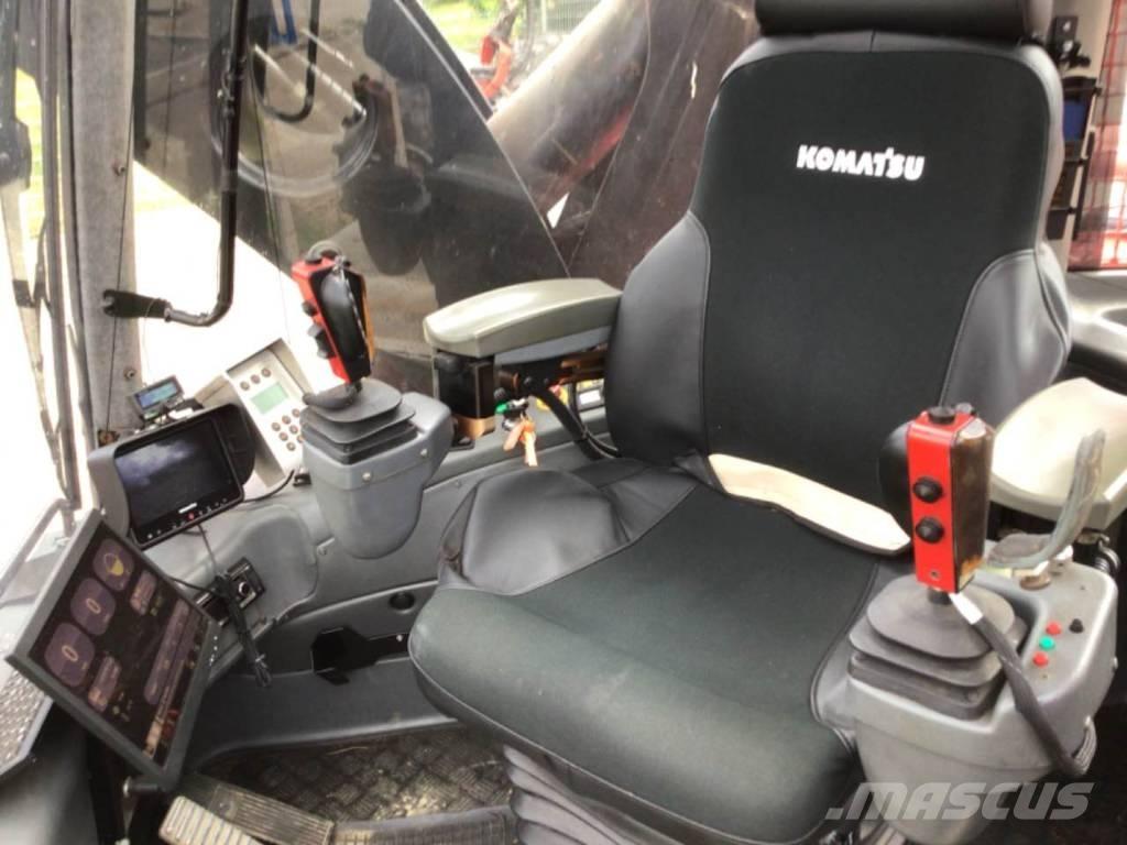 Komatsu 911.5 원목 하베스터