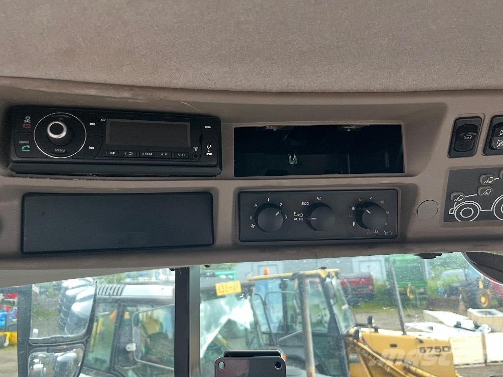 CASE Puma 240 CVX 트랙터