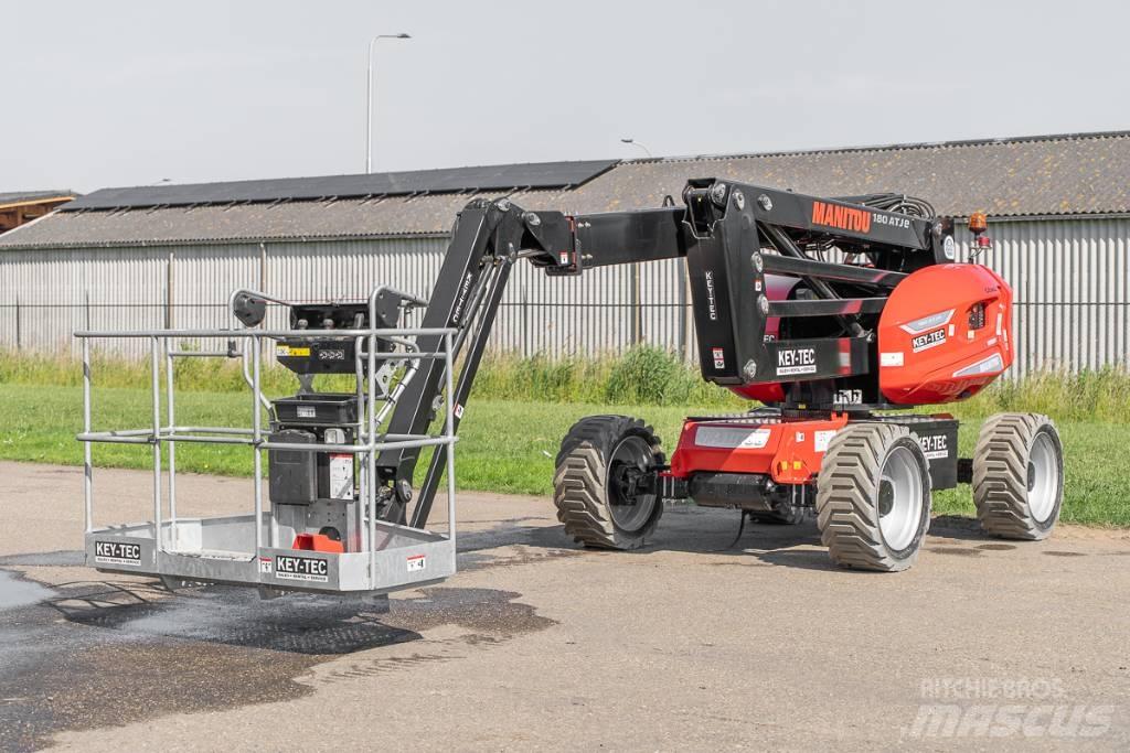 Manitou 180 ATJ e 관절형 전동이동 리프트