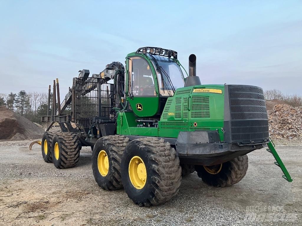 John Deere 1910G 원목 포워더