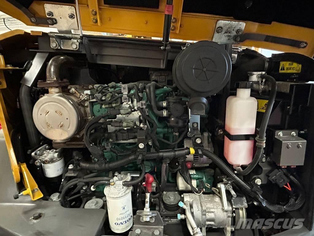 Volvo ECR 88 D PRO 중형굴삭기 7톤-28톤