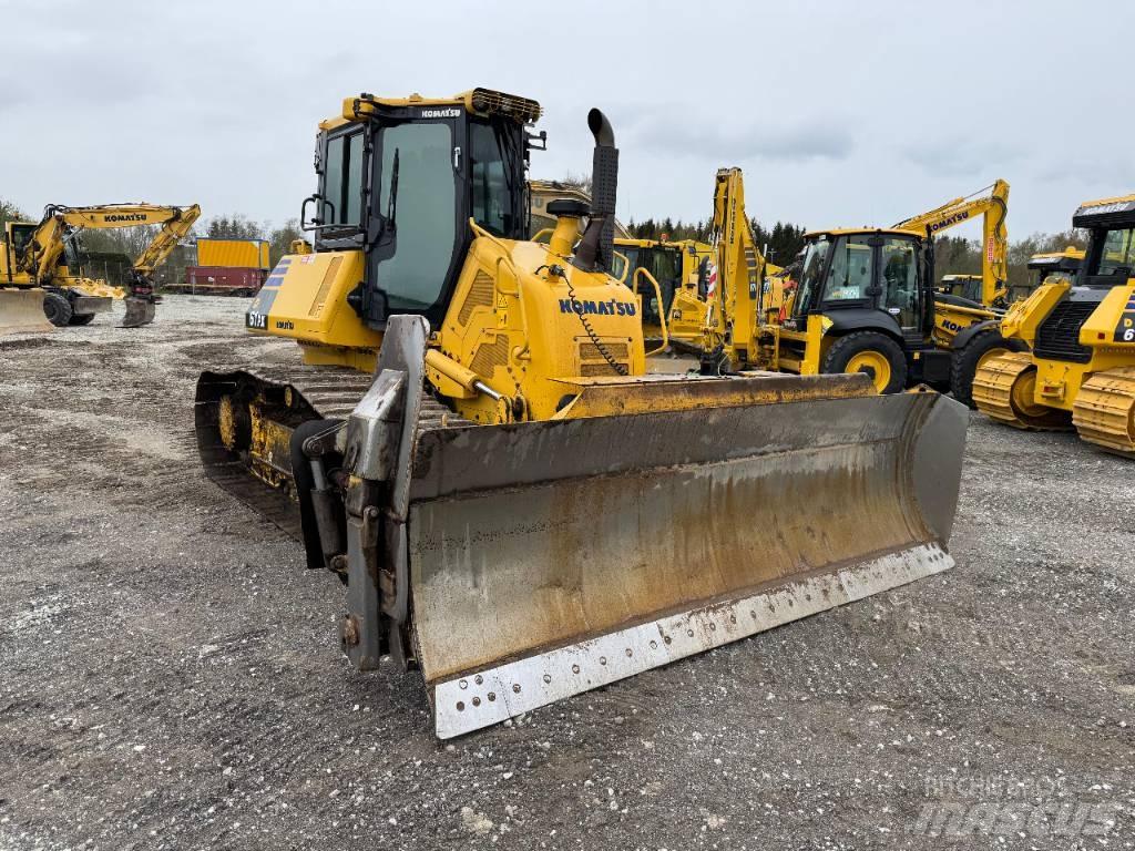 Komatsu D 61 PX-24 크롤러 도저