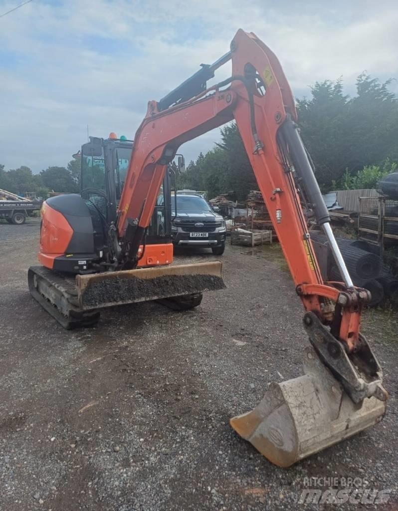 Kubota KX 060-5 소형 굴삭기 7톤 미만