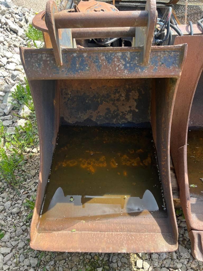 Komatsu 600 버켓