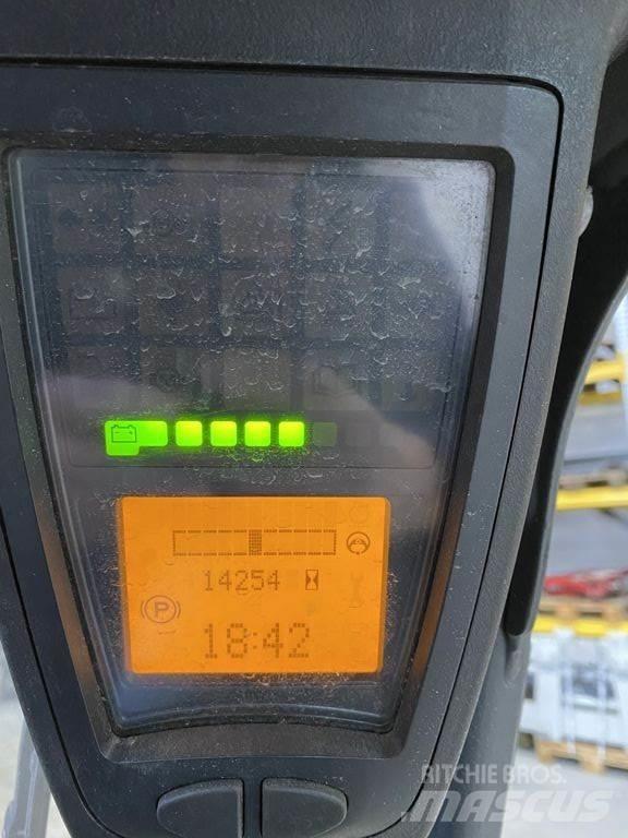 Linde E16L-02 전동 지게차