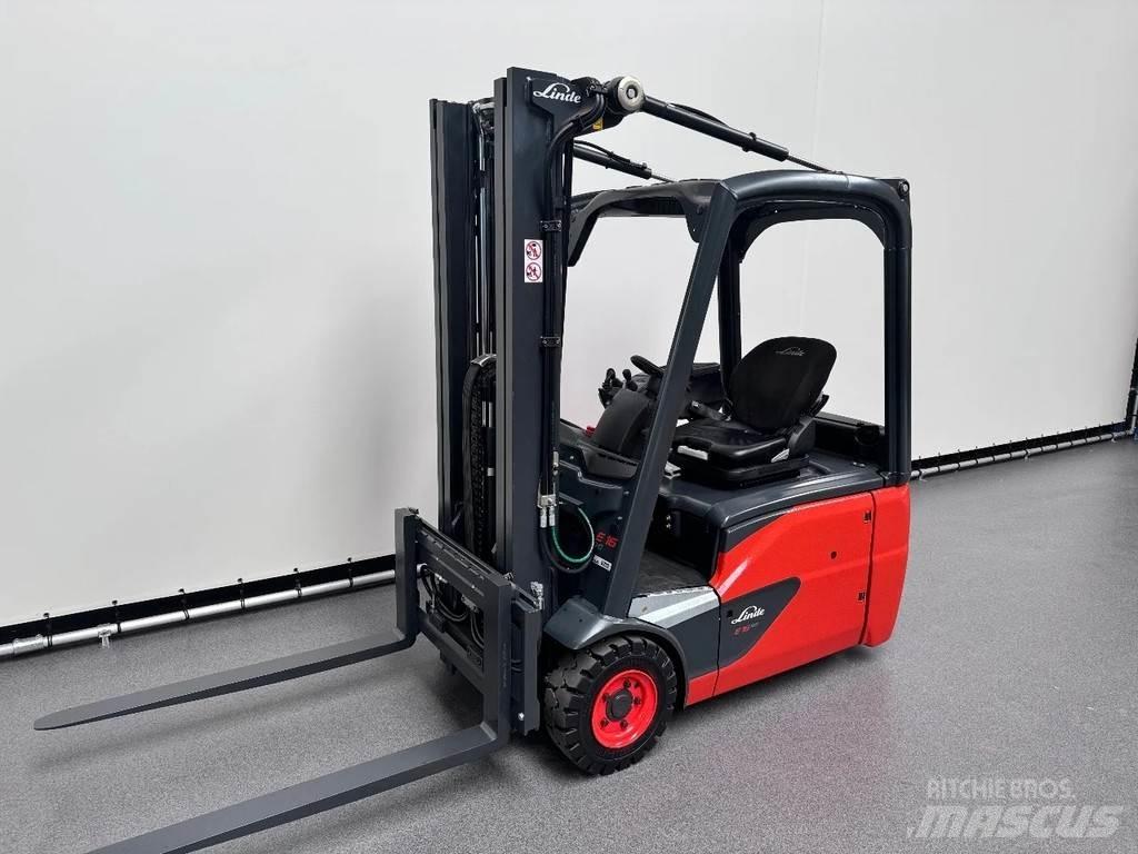 Linde 386 E 16-02 전동 지게차