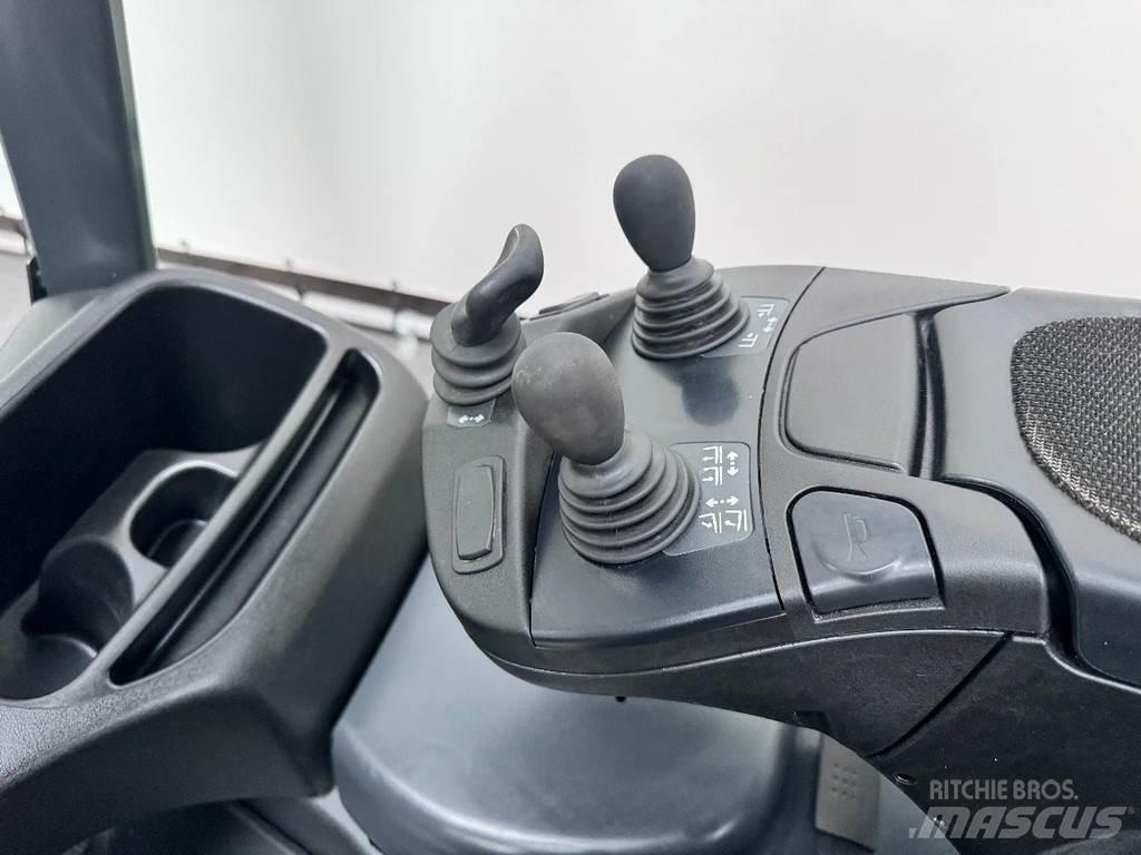Linde 386 E 16-02 전동 지게차